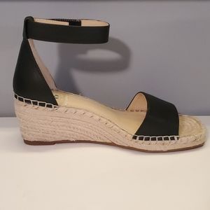 Vince Camuto VC-JESLA Wedge